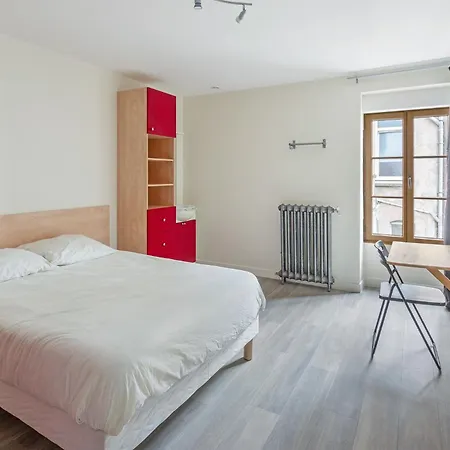 Centre-ville Avec Espaces Partages - Accessibles Et Abordables * Нант