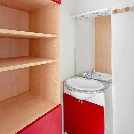 Centre-ville Avec Espaces Partages - Accessibles Et Abordables Нант