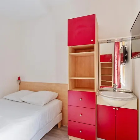 Centre-ville Avec Espaces Partages - Accessibles Et Abordables Нант