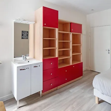 Centre-ville Avec Espaces Partages - Accessibles Et Abordables * Нант