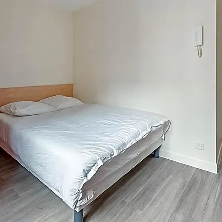 Centre-ville Avec Espaces Partages - Accessibles Et Abordables * Ναντ