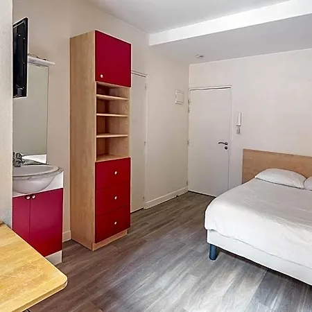 Centre-ville Avec Espaces Partages - Accessibles Et Abordables Διαμέρισμα *
