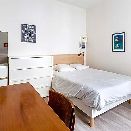 Centre-ville Avec Espaces Partages - Accessibles Et Abordables Διαμέρισμα Ναντ
