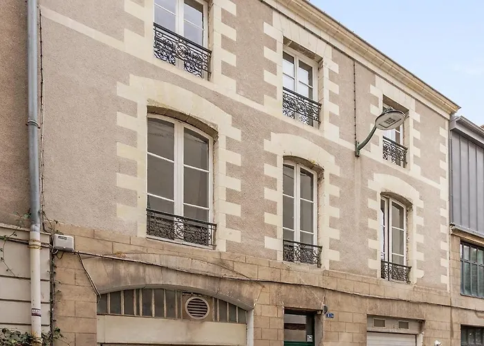 Centre-ville Avec Espaces Partages - Accessibles Et Abordables شقة نانت
