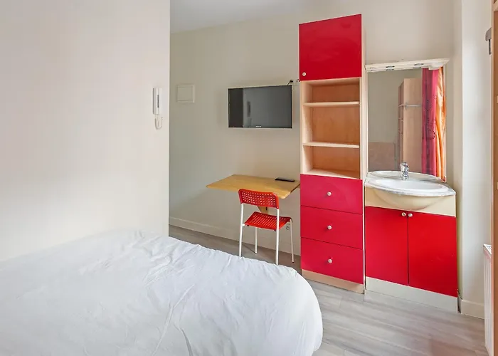 شقة Centre-ville Avec Espaces Partages - Accessibles Et Abordables نانت