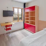 Centre-ville Avec Espaces Partages - Accessibles Et Abordables *
