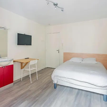 Centre-ville Avec Espaces Partages - Accessibles Et Abordables شقة نانت