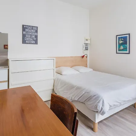 Centre-ville Avec Espaces Partages - Accessibles Et Abordables شقة نانت