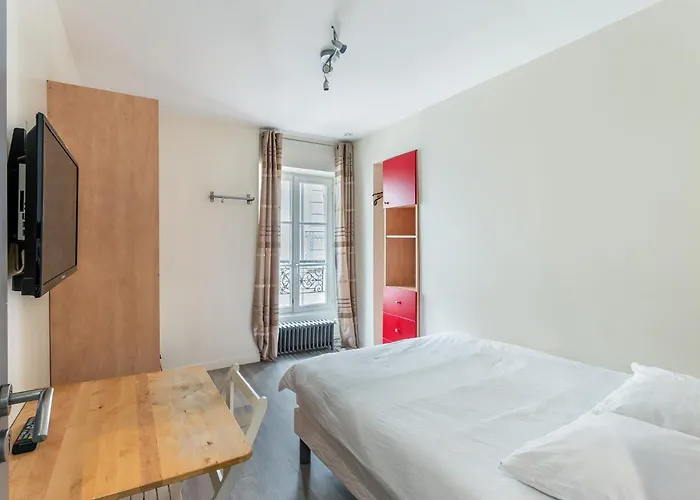 Centre-ville Avec Espaces Partages - Accessibles Et Abordables *